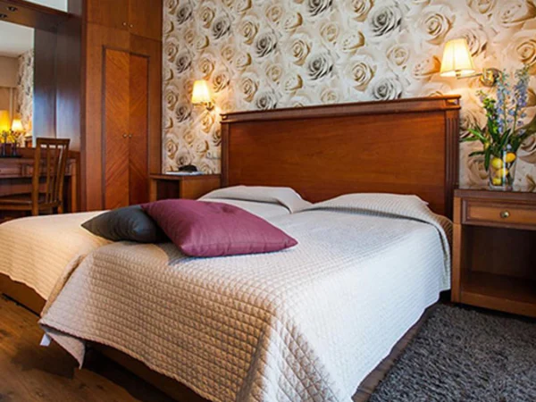 Thessaloniki-hotel-el-greco-thessaloniki-twin-room