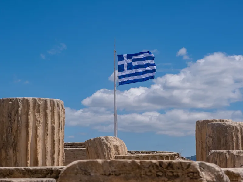 athens-acropolis-greece-greek-flag-waving-day7
