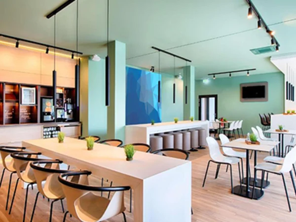 B&B-HOTEL-Wien-St-Marx-breakfastroom