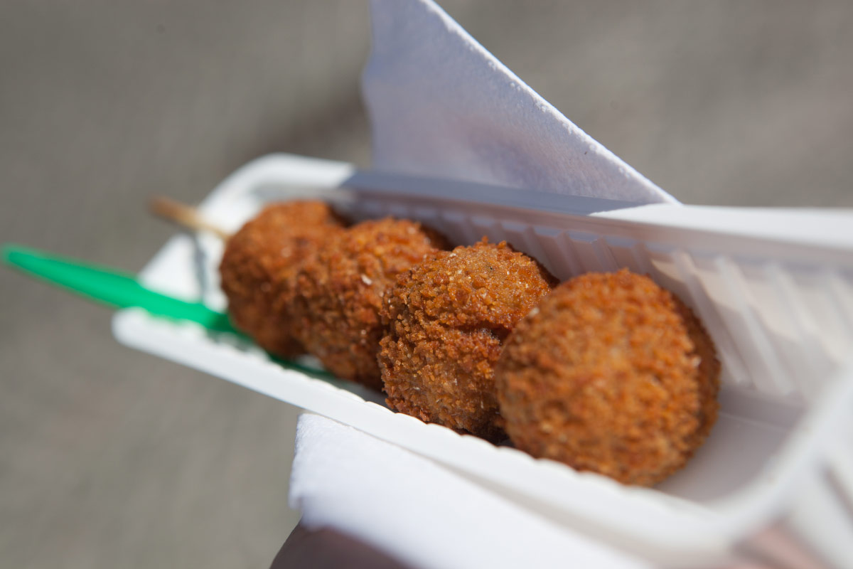 Crispy bitterballen food bucket list