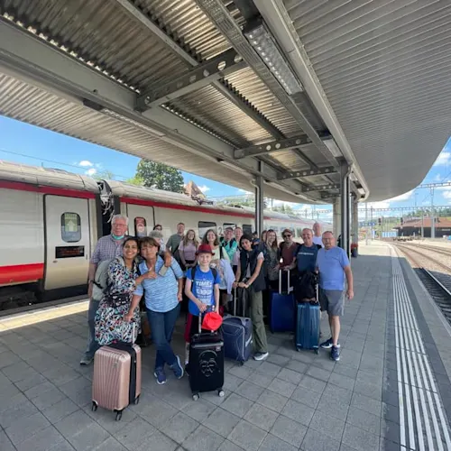 expat-explore-rail-tours-_martysebova