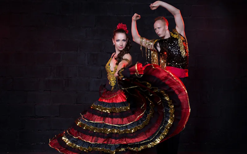 flamenco-dinner-show-spain-optional-excursion