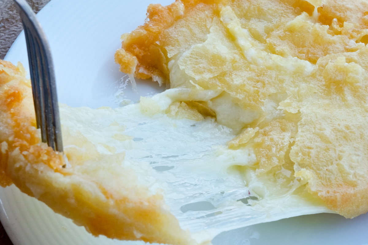 Saganaki, Greek food