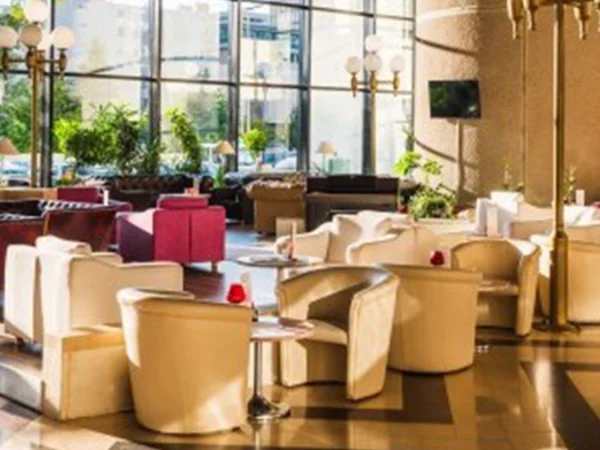 Hotel-Holiday-Sarajevo-lobby