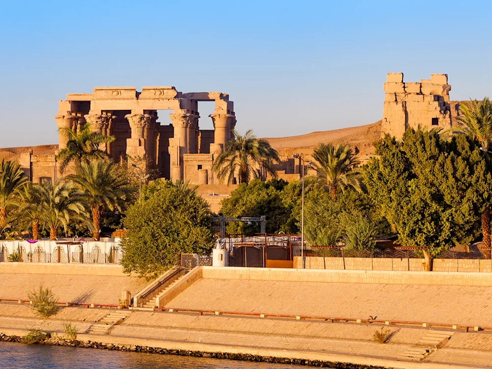 kom-ombo-temple-sinset-nile-egypt-swiper-hero-gallery