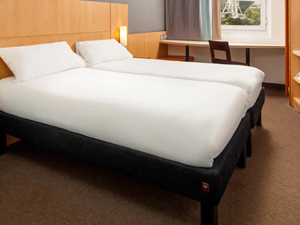 Liverpool-ibis-liverpool-centre-albert-dock-hotel-twin-room