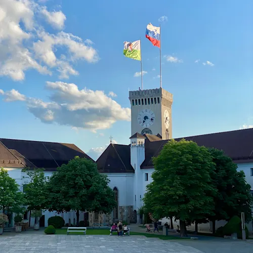 ljubljana-castle-courtyard-slovenia-instagram-_travelingdepression_