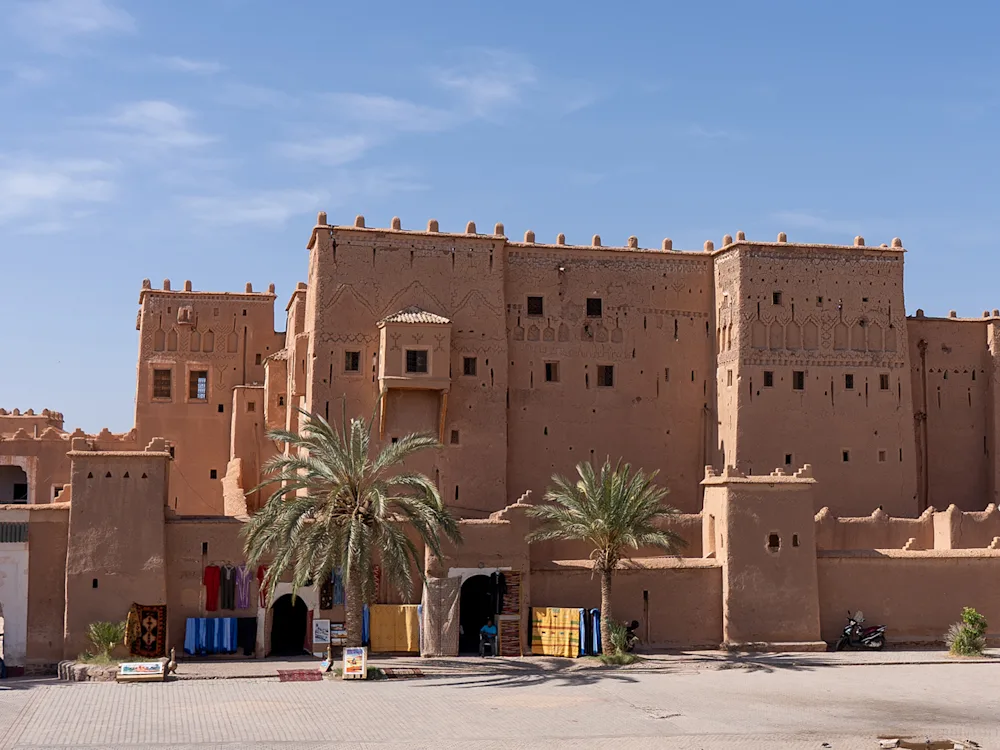 morocco-city-wall-swiper-hero-gallery