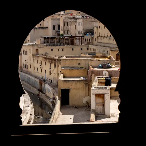 morocco-tour-view-through-the-window-instagram-_geonburden