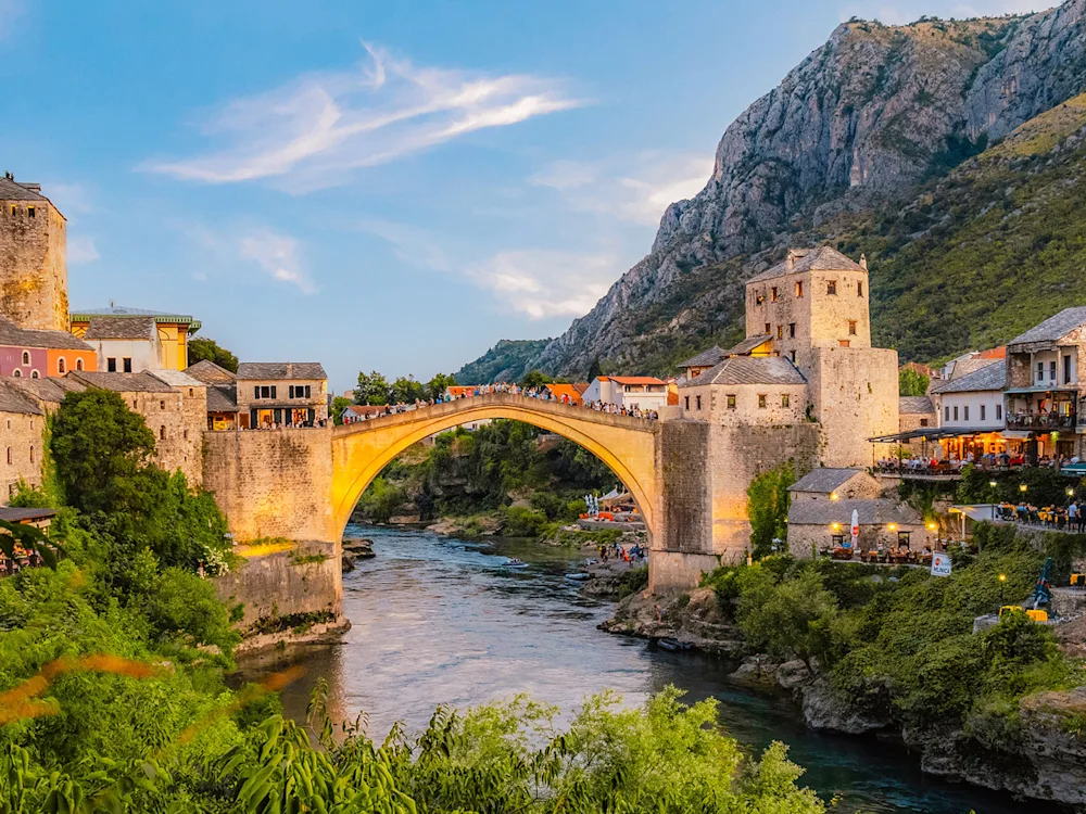 mostar-bosnia-old-bridge-swiper-hero-gallery