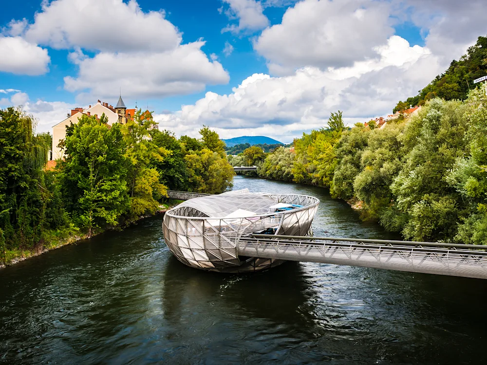Murinsel-in-Graz-swiper-hero-gallery