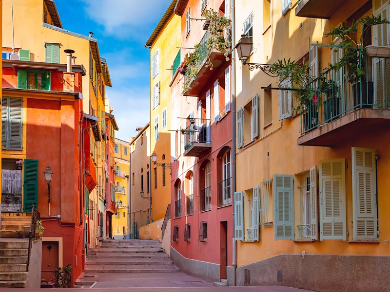Nice-Old-Town-France-street-french-riviera
