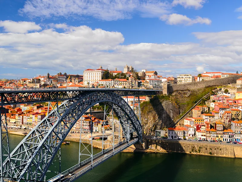 Porto-Portugal-dom-luís-bridge
