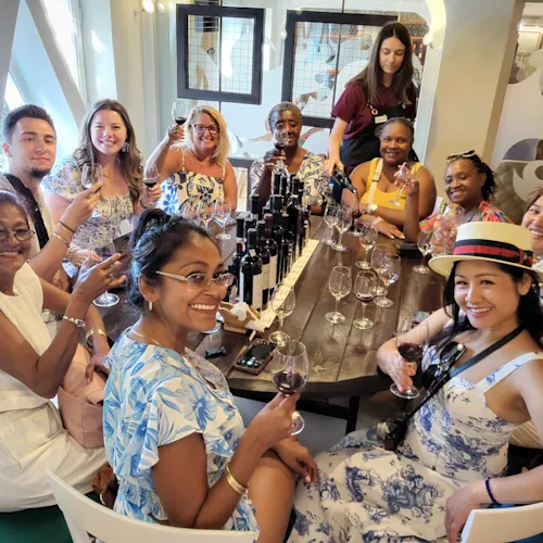 santorini-greece-group-instagram-_scouserandherlittleoneexplore