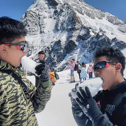 Swiss-ALps-2-_sarahexpatexplore