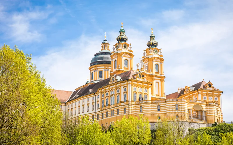 Tour Melk Abbey