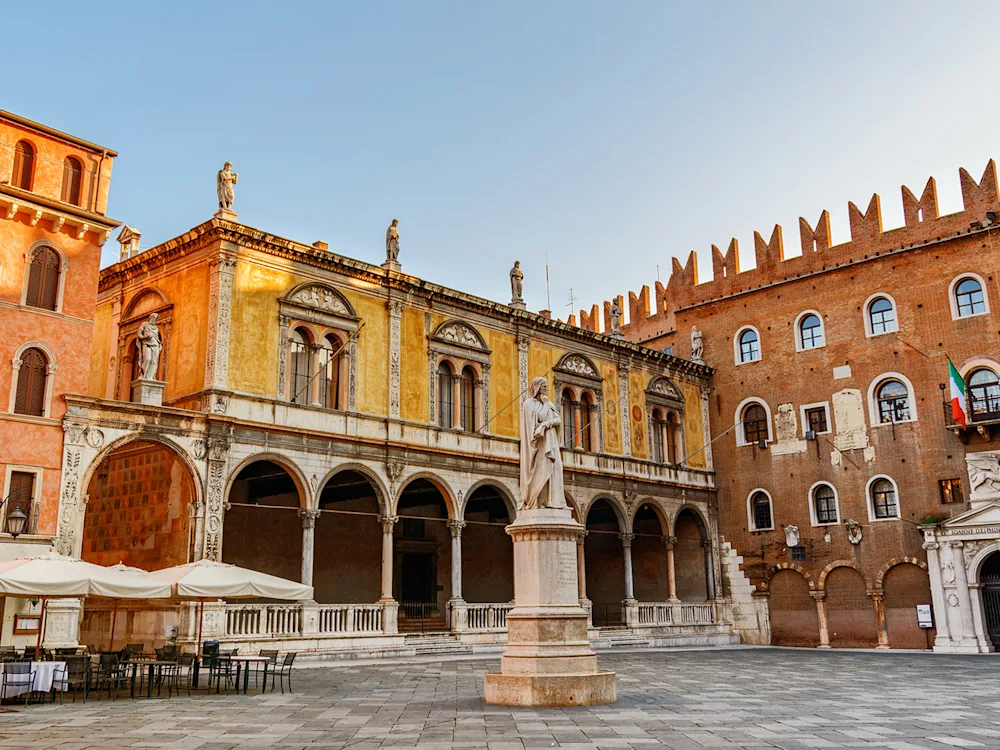 Verona-Italy-swiper-hero-gallery