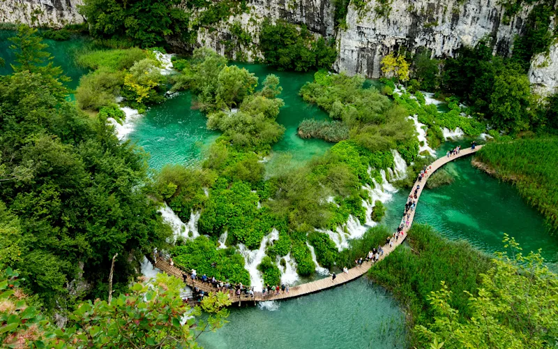 Explore Plitvice Lakes National Park